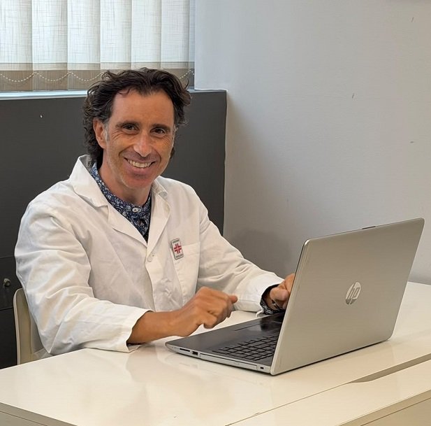 Dott  Antonino Girone nutrizionista Catania in studio
